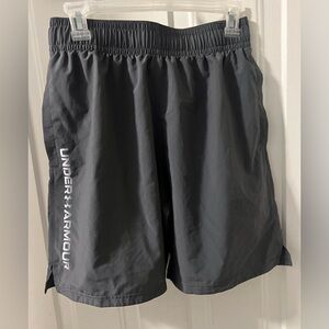 Under Armour Men's Dark Gray Shorts